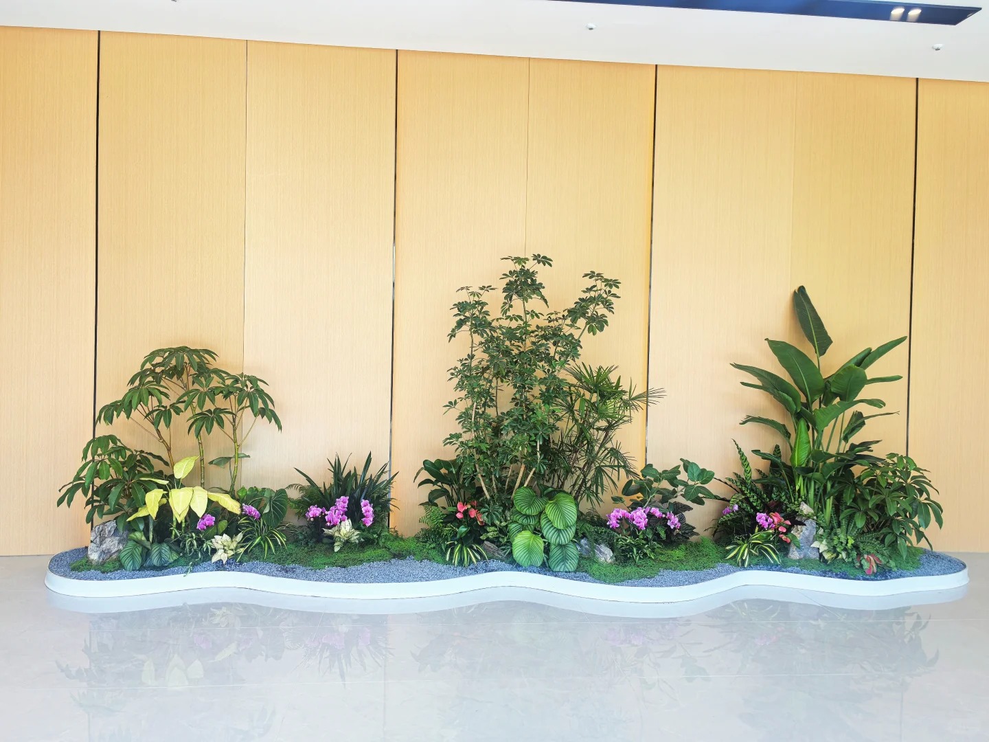 专业打造前湾绿化修剪，守护城市的绿色风景线